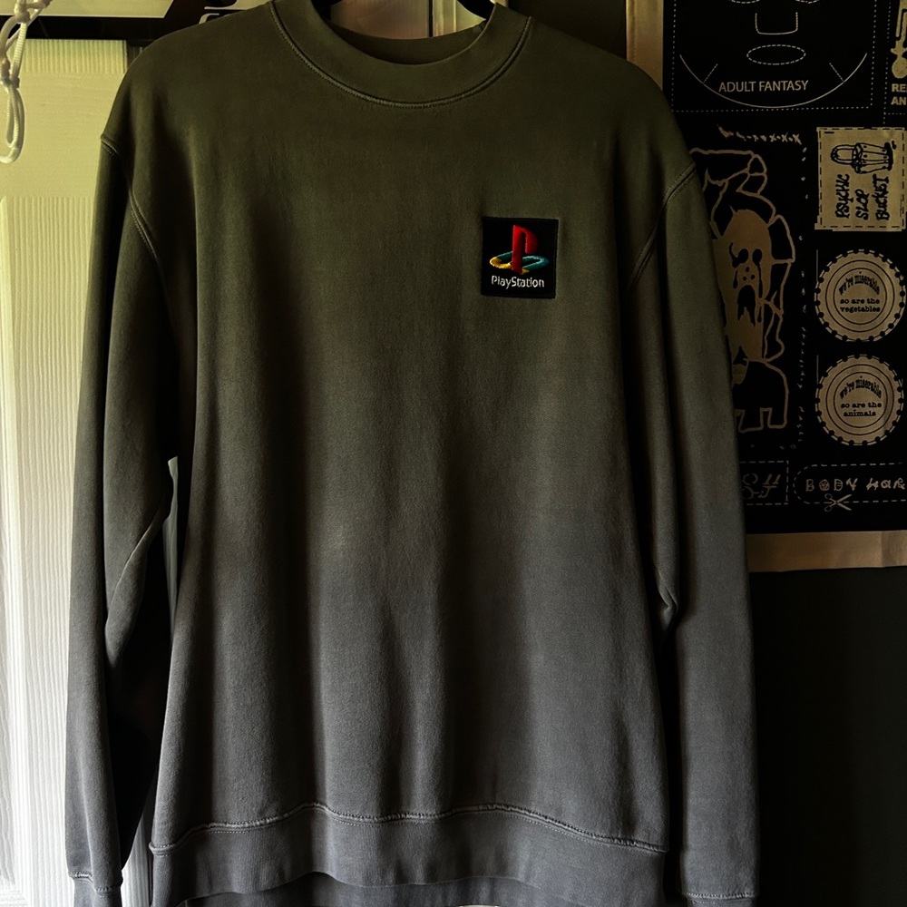 2018 CACTUS JACK x PLAYSTATION CREWNECK GREY SIZE LARGE